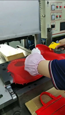 बेबी बिब-बेबी बिब विनिर्माण सिलिकॉन बिब